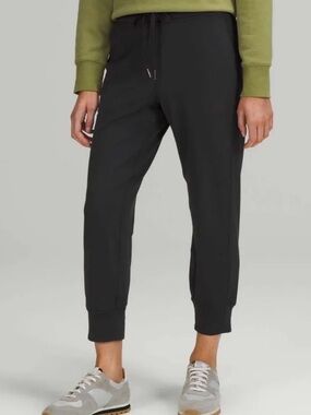FINAL SALE Lululemon Ready to Rulu High-Rise Cropped Jogger Black